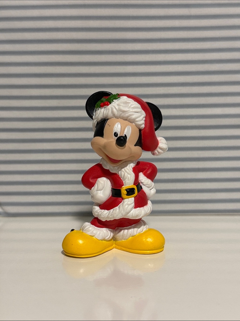 Tonie Mickey Santa Christmas